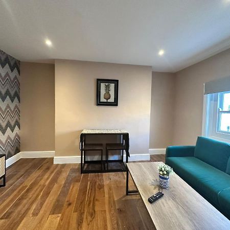 Funky 1 Bedroom Apartment Next To The Sea Hove Esterno foto