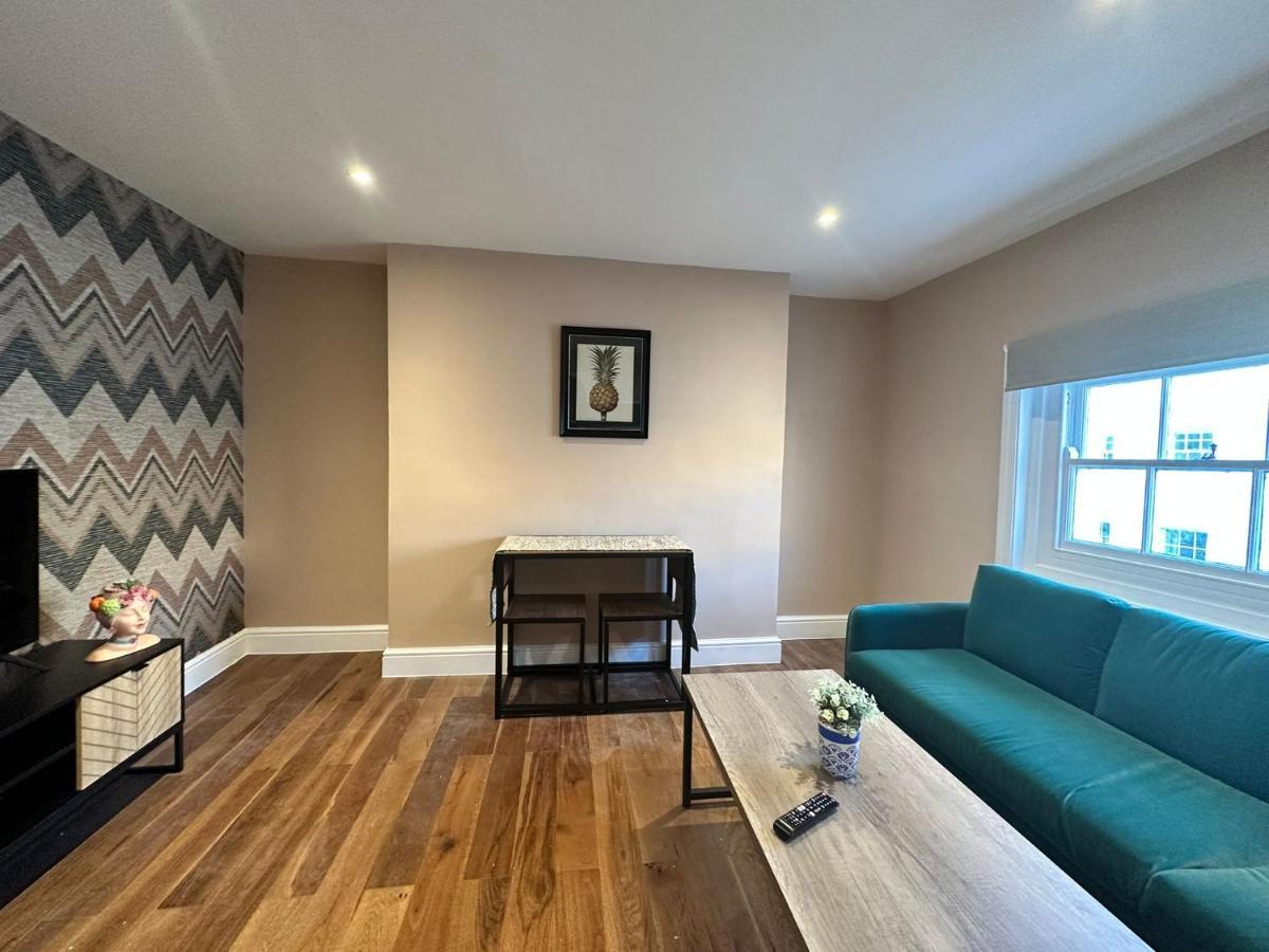 Funky 1 Bedroom Apartment Next To The Sea Hove Esterno foto