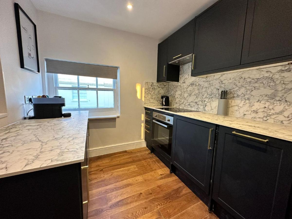 Funky 1 Bedroom Apartment Next To The Sea Hove Esterno foto